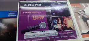 Shure UHF System Wireless Microphone