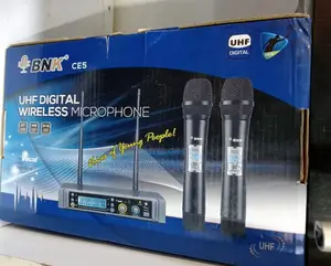 BNK CE5 UHF Digital Wireless Microphone
