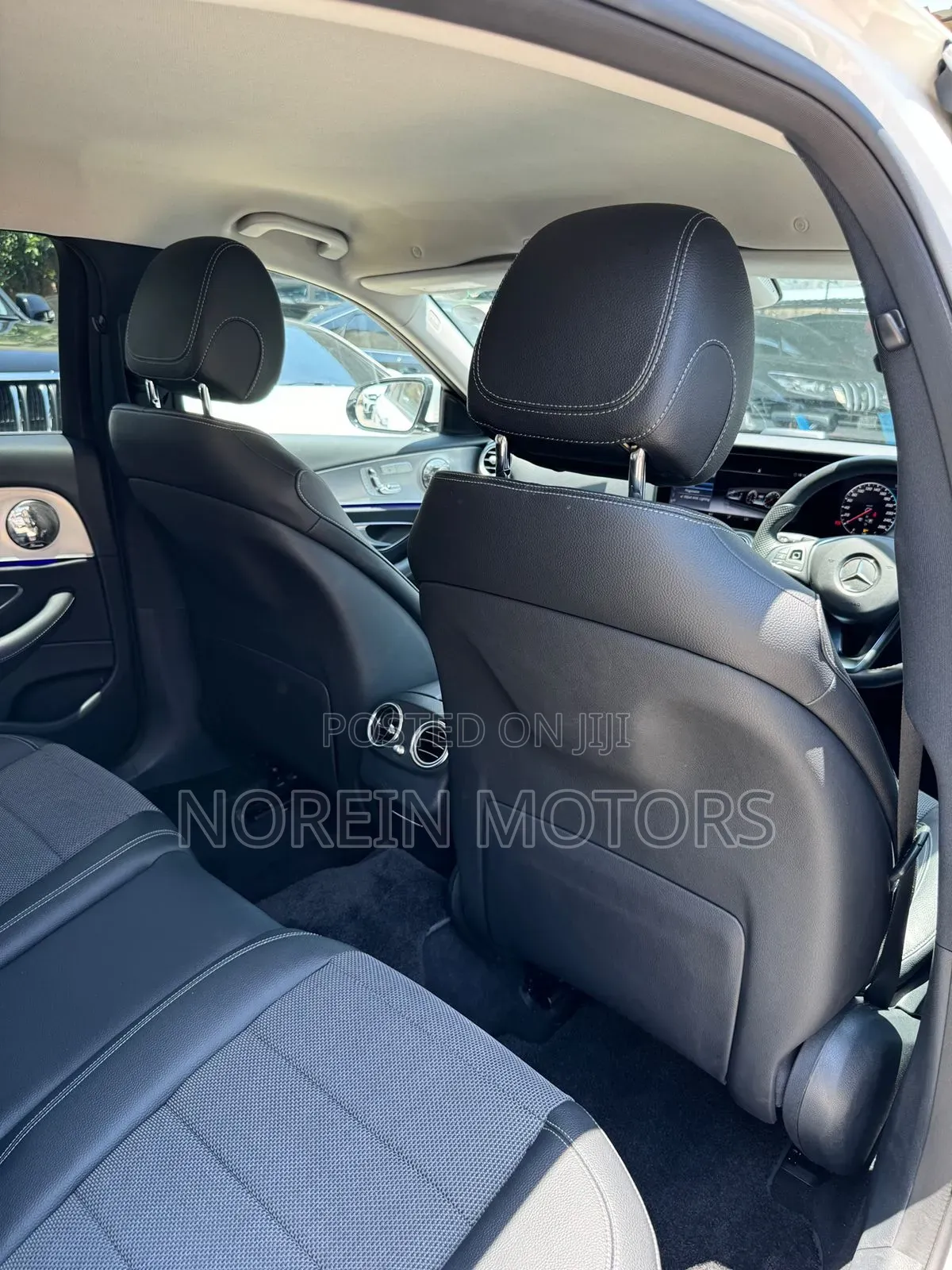 Mercedes-Benz E200 2017 Off white