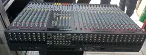 Allen Heath GL2400 Mixer 24CH