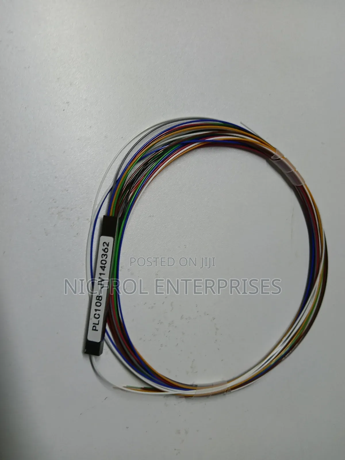 1×8 Single Mode Bare Fiber Optic PLC Splitters