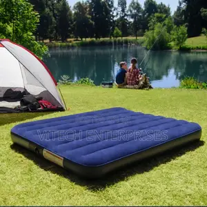 Inflatable Mattress With -a Free Pump 4*6