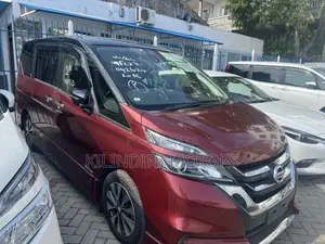 Nissan Serena 2017 Brown