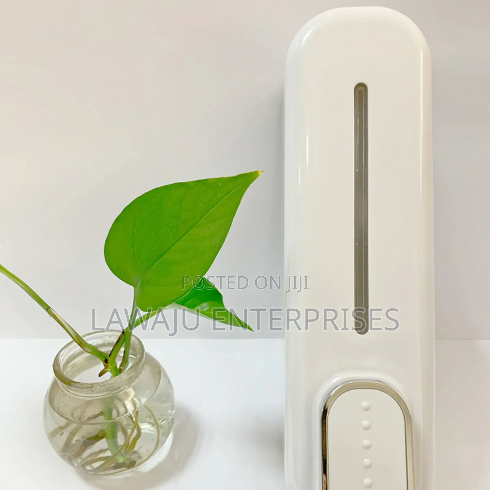 White Wall Mounted Manual Soap Dispenser