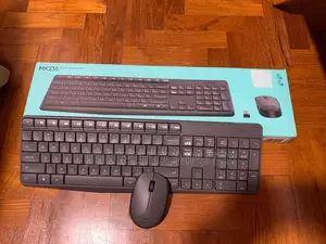 Logitech MK235 Wireless Keyboard and Mouse MK235 Combo