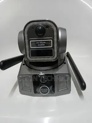 8MP Wifi Triplelens Continuous 10x Zoom Camera Solar Powered