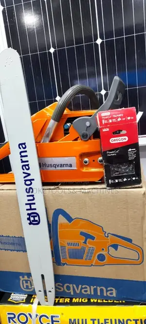 Original Husqvarna Powersaw 272xp