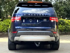 Land Rover Discovery 2017 Blue