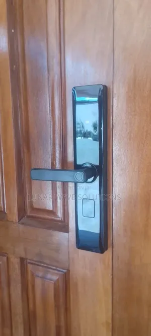 Smartlock Top Security for Apartment, Office and BNB
