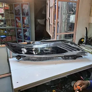 Harrier 2015 Headlights