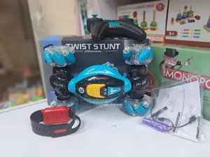 Stunt Gesture Sensing Remote Control Toy Car, Twist Stunt