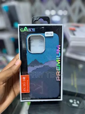 iPhone 16 Pro Max Carbon Pixel Print Hard Back Cover Limite