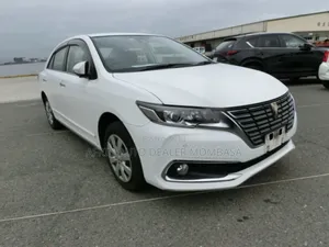 Toyota Premio 1.5 FWD 2017 White
