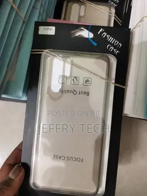 Scratch-Resistant Huawei P30 Hybrid Cover - Crystal Clear