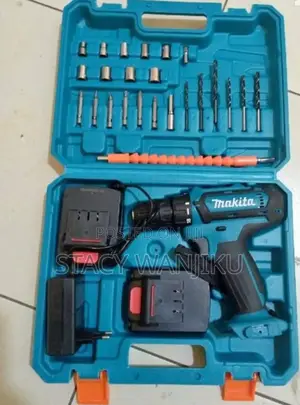 Makita Rechargeable Drill / Cordless Makita Drill
