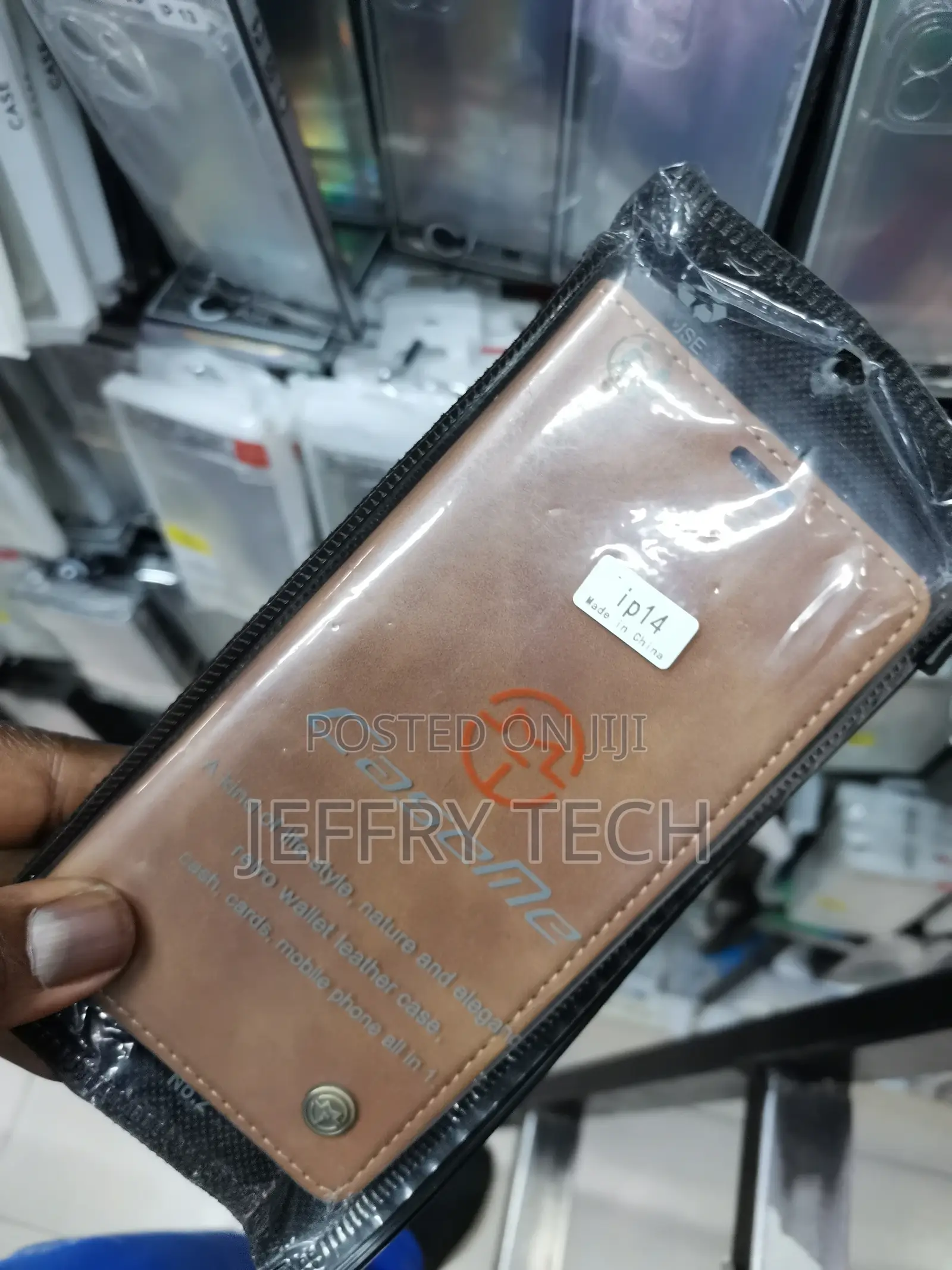 Leather Flip Case for iPhone 14 -Brown-