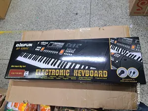 Electronic Keyboard for Kids. 61 Keys With Microphone