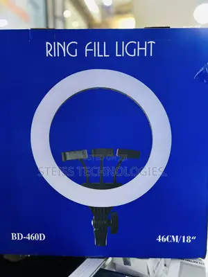 18” Ring Light.