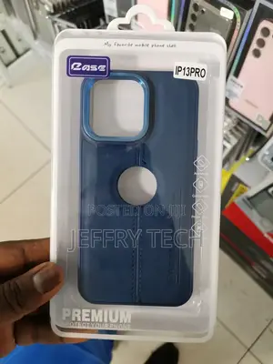 PULOKA Leather Case for iPhone 13 Pro -Blue
