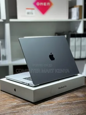 Laptop Apple MacBook Pro 16GB Apple M1 Pro SSD 1T