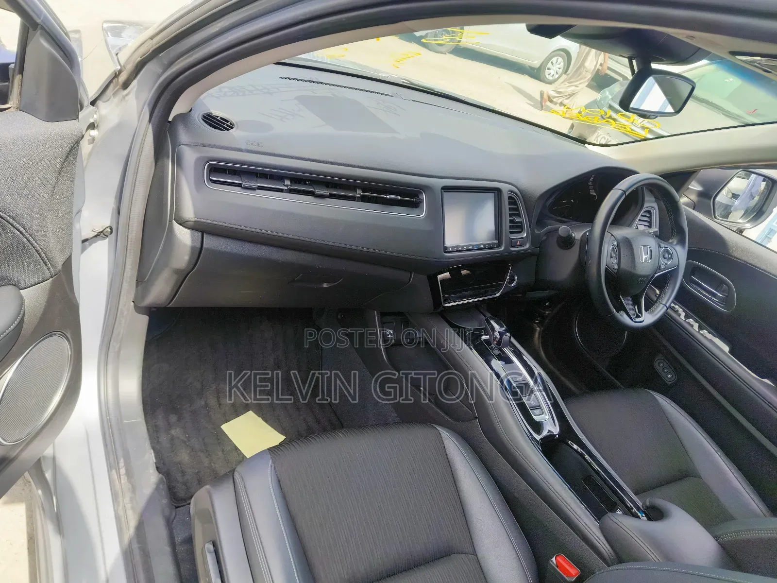 Honda Vezel 2017 Silver