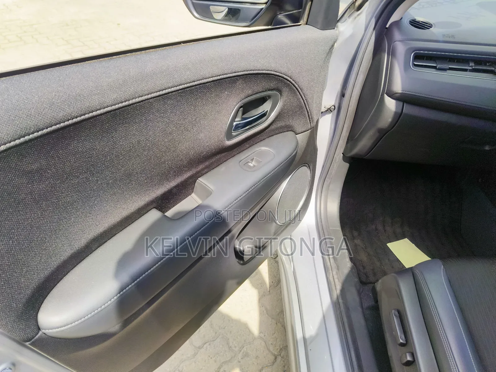 Honda Vezel 2017 Silver