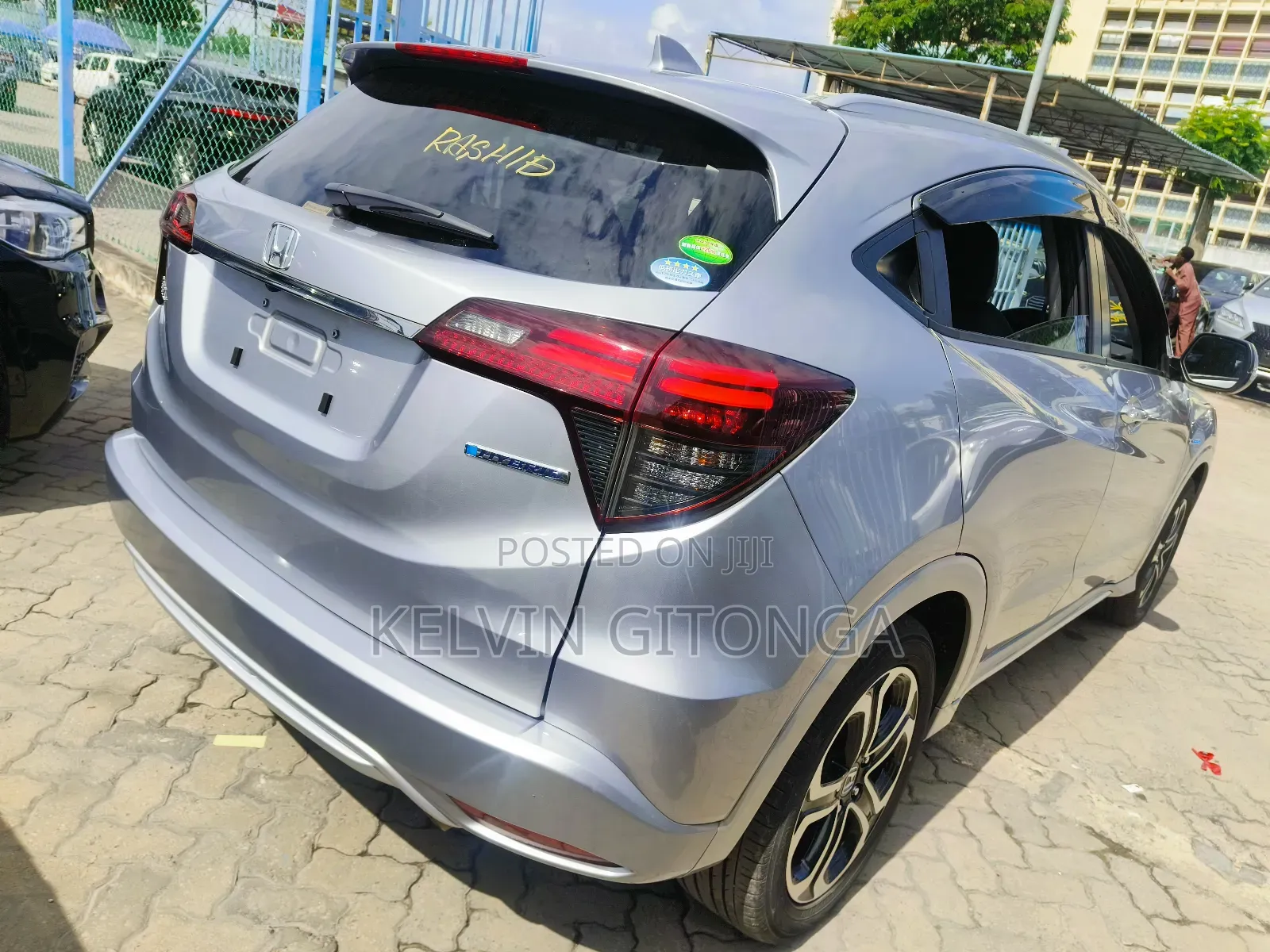 Honda Vezel 2017 Silver