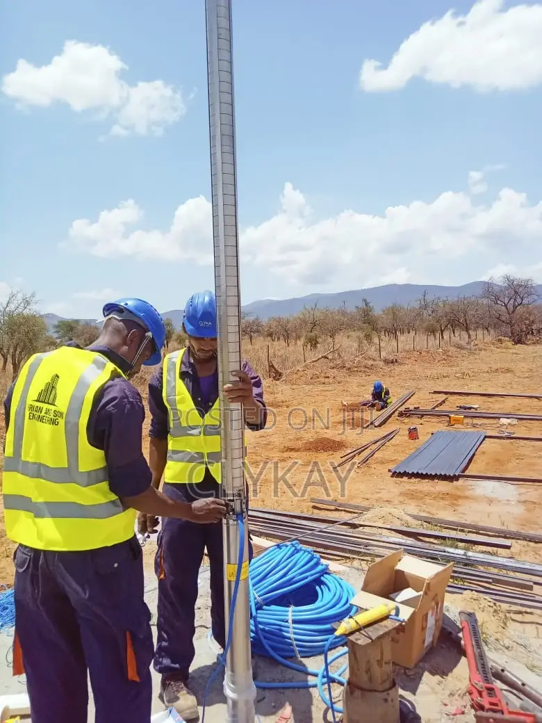 Solar-Powered Borehole Submersible Pumps-Plus Installation