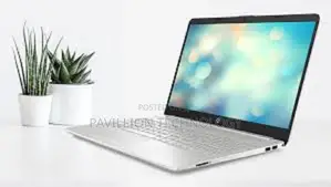 New Laptop HP 15s 8GB Intel Core I7 SSD 512GB