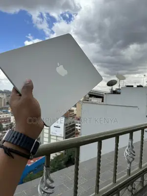 Laptop Apple MacBook Air 8GB Apple M2 SSD 256GB