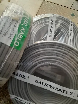 2.5mm2 Twin and Earth Cable, 3 Cores, 90 Meters; Mt029