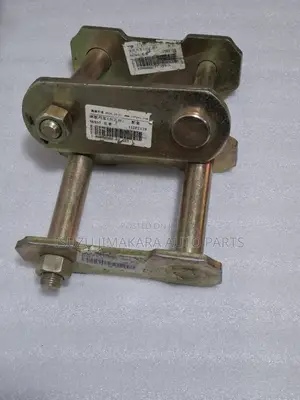 Isuzu Nkr57 Hanger