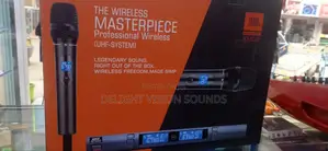 JBL KMC 8 the Wireless Masterpiece Microphone