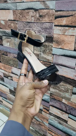 Kids Open Chunky Heel