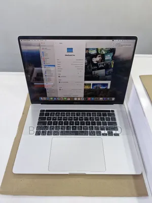 Laptop Apple MacBook Pro 2019 16GB Intel Core I7 SSHD+SSD 500GB