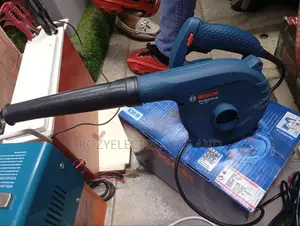 Bosch Blower Machine GBL 620w