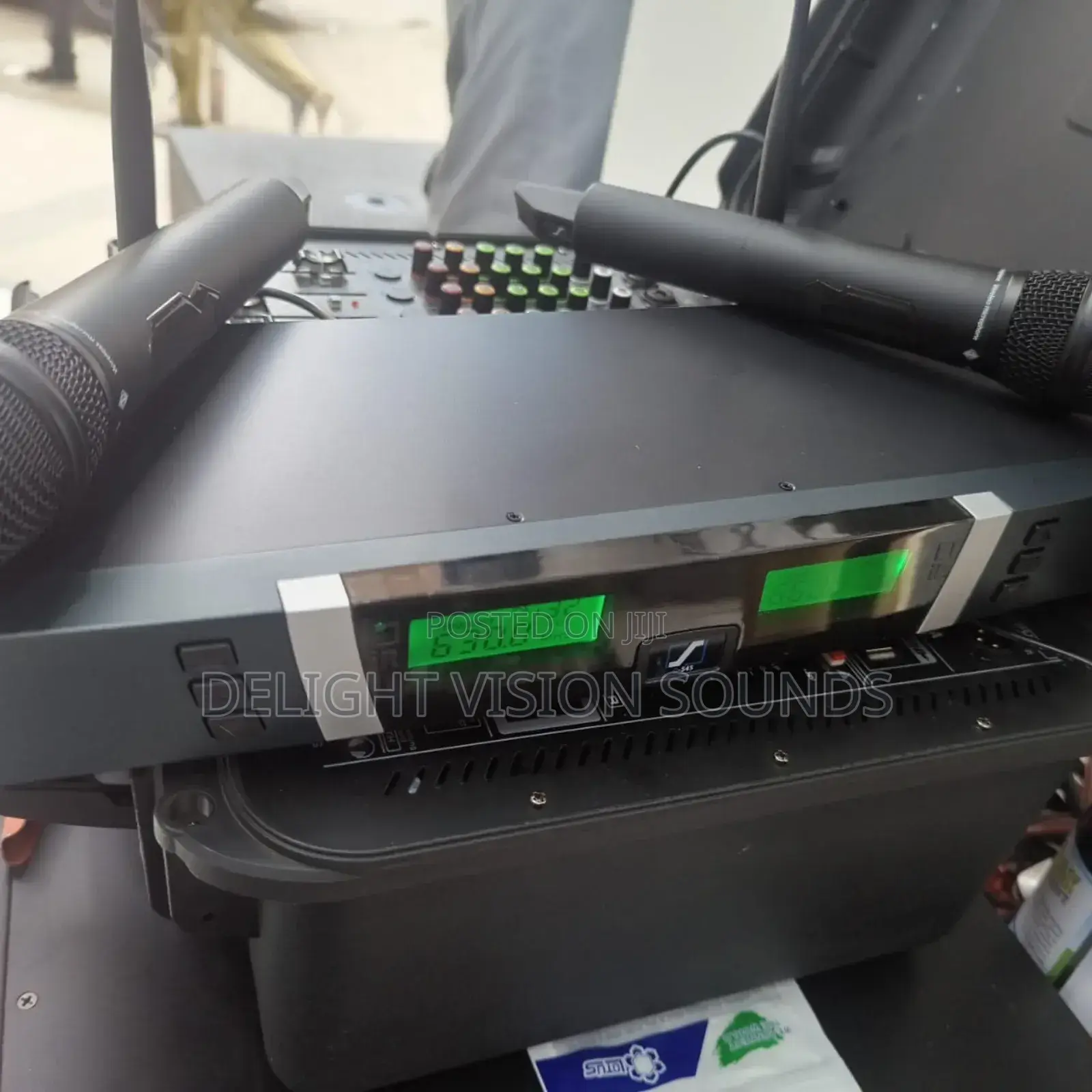 Sennheiser 5000/3000-Ii Wireless Microphone System