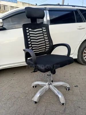 High Back Mesh Office Chair.