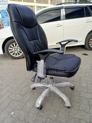 Reclining Executive Office Chair.
