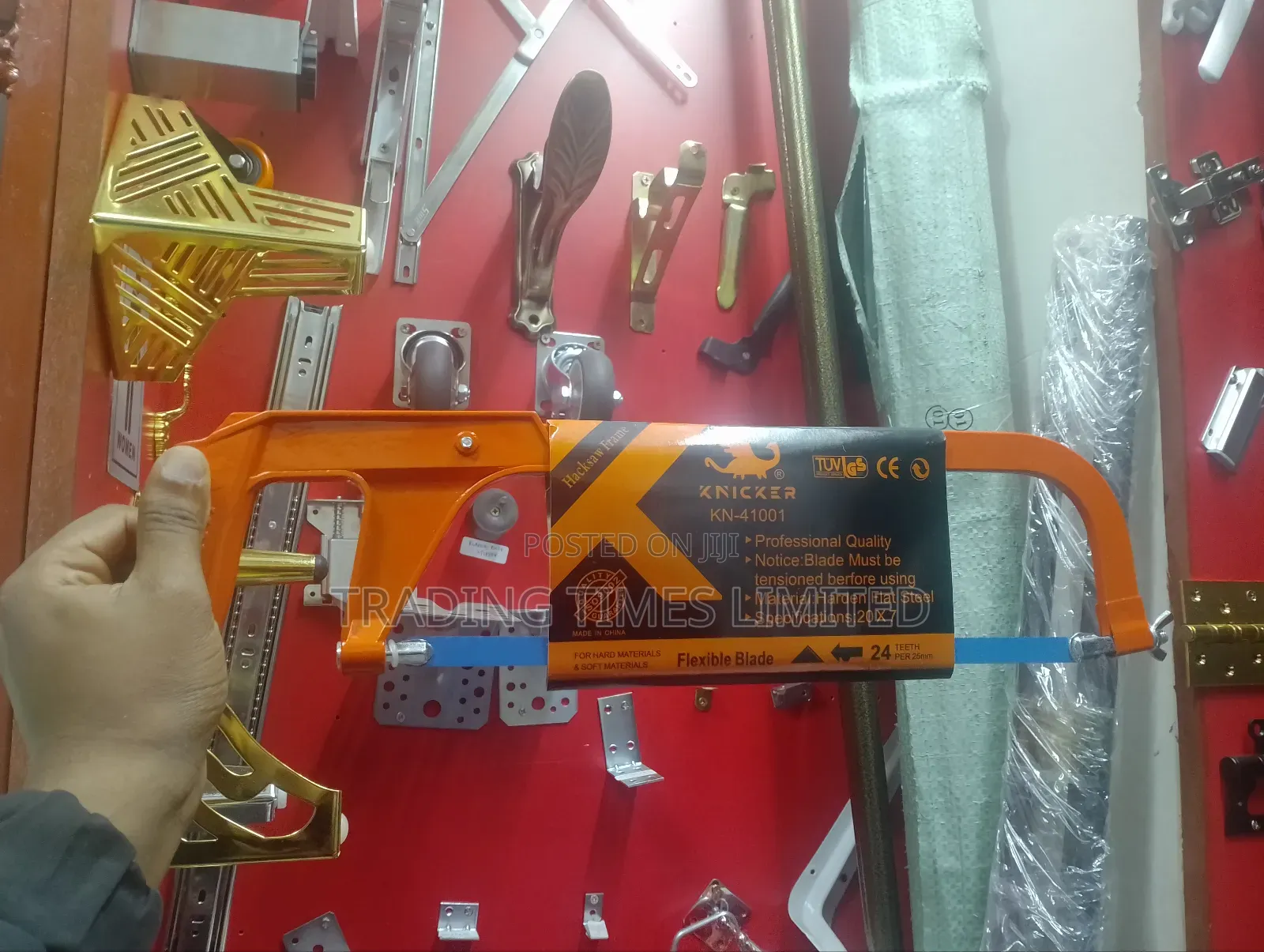 Knicker Bow Saw With Blade