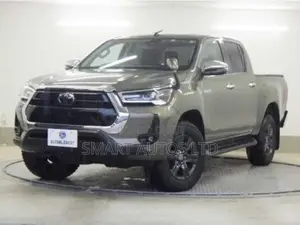 Toyota Hilux 2022 Beige