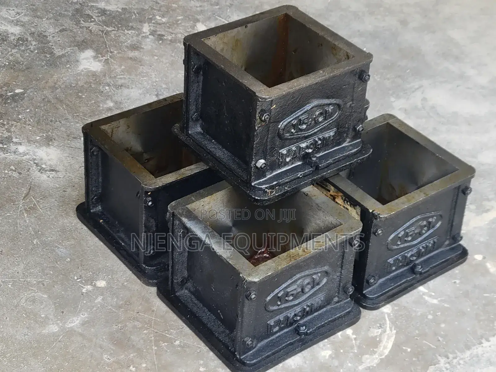 Construction Testing Cast Iron Cube Moulds