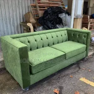 Green,Luxurious 3 Seater Chesterfield Sofa