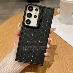 Samsung Galaxy S24 Ultra Water Cube Phone Case Magnetic Brac