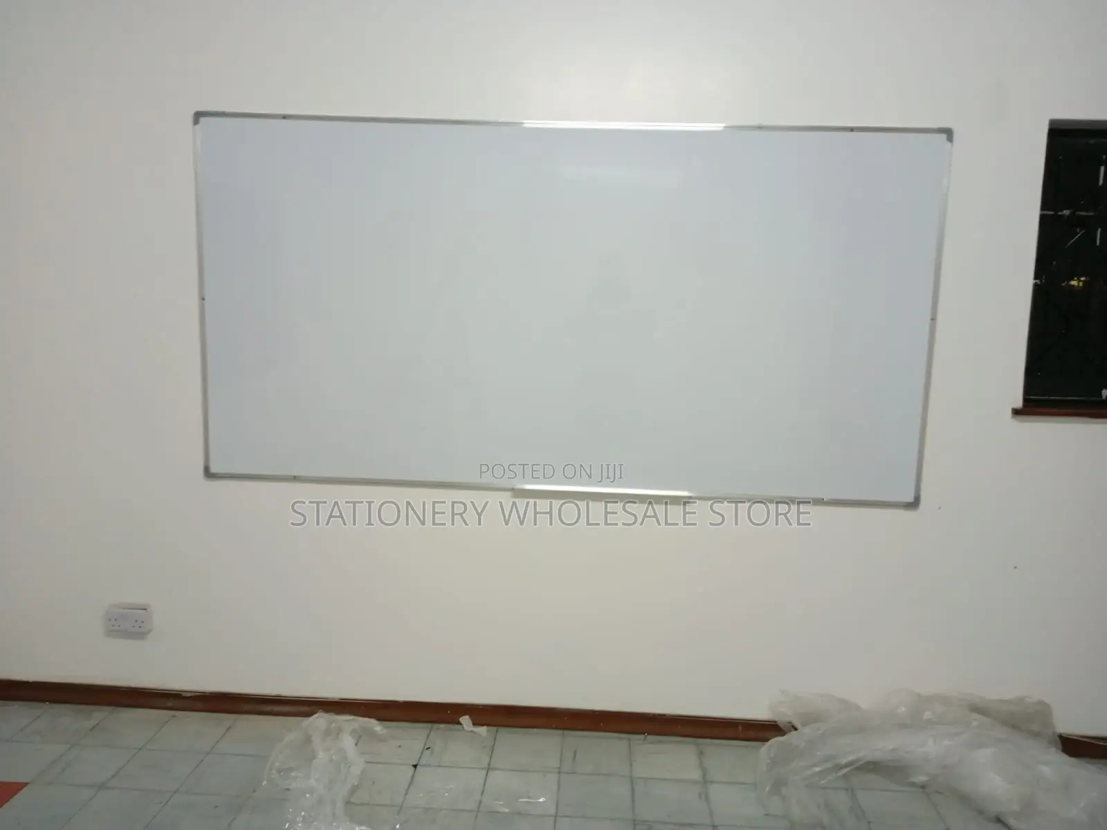 White Board and Delivery Country Wide