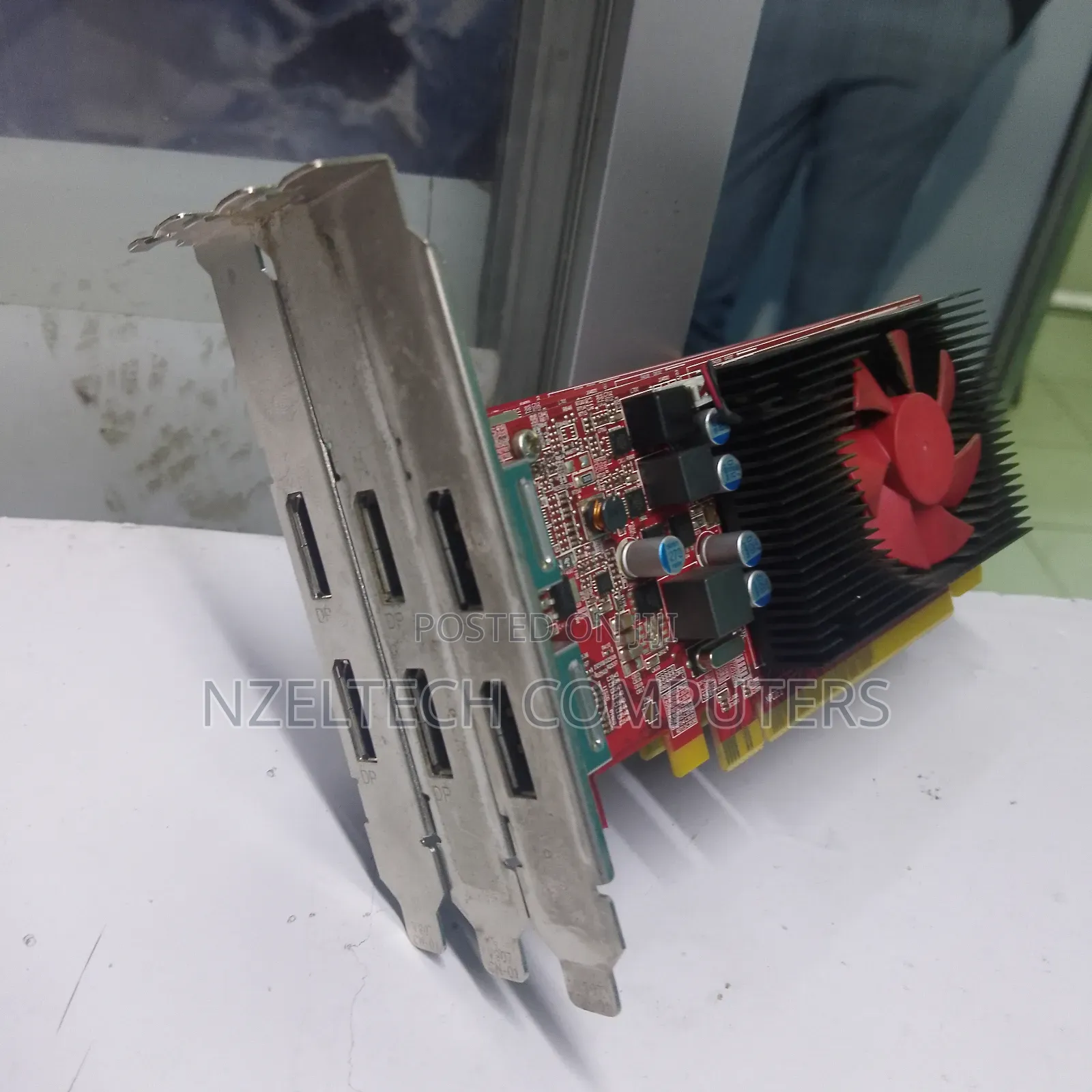 2gb R7 200 AMD Graphics Card