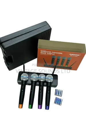 Shure Blx488- Wireless Microphone System W/4mics