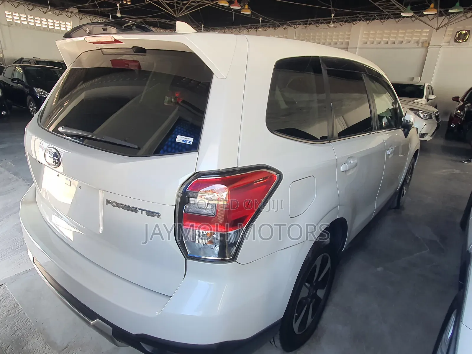 Subaru Forester 2018 White