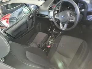 Subaru Forester 2018 White