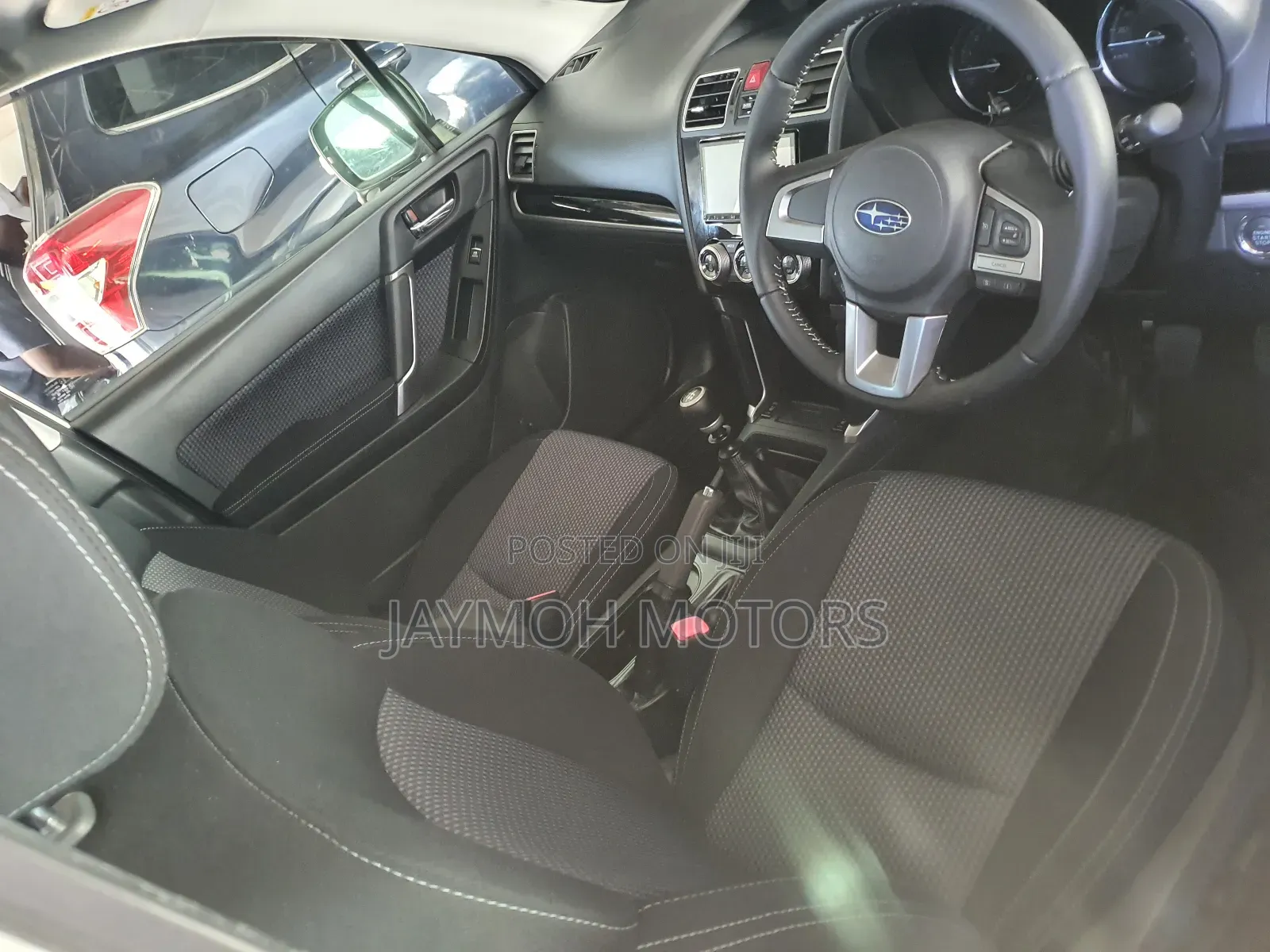 Subaru Forester 2018 White